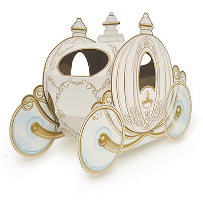 Centerpiece designed to replicate a carriage in white with gold accents. 