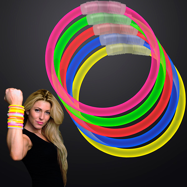 LED Glow Slap Bracelets Light Up Wristbands Flashing Arm Wrist Bands,  Flashing Sports Wristband Pack of 8 Glow in The Christmas Dark Party  Supplies for Concerts, Festivals, Sports, Parties, Night Even :